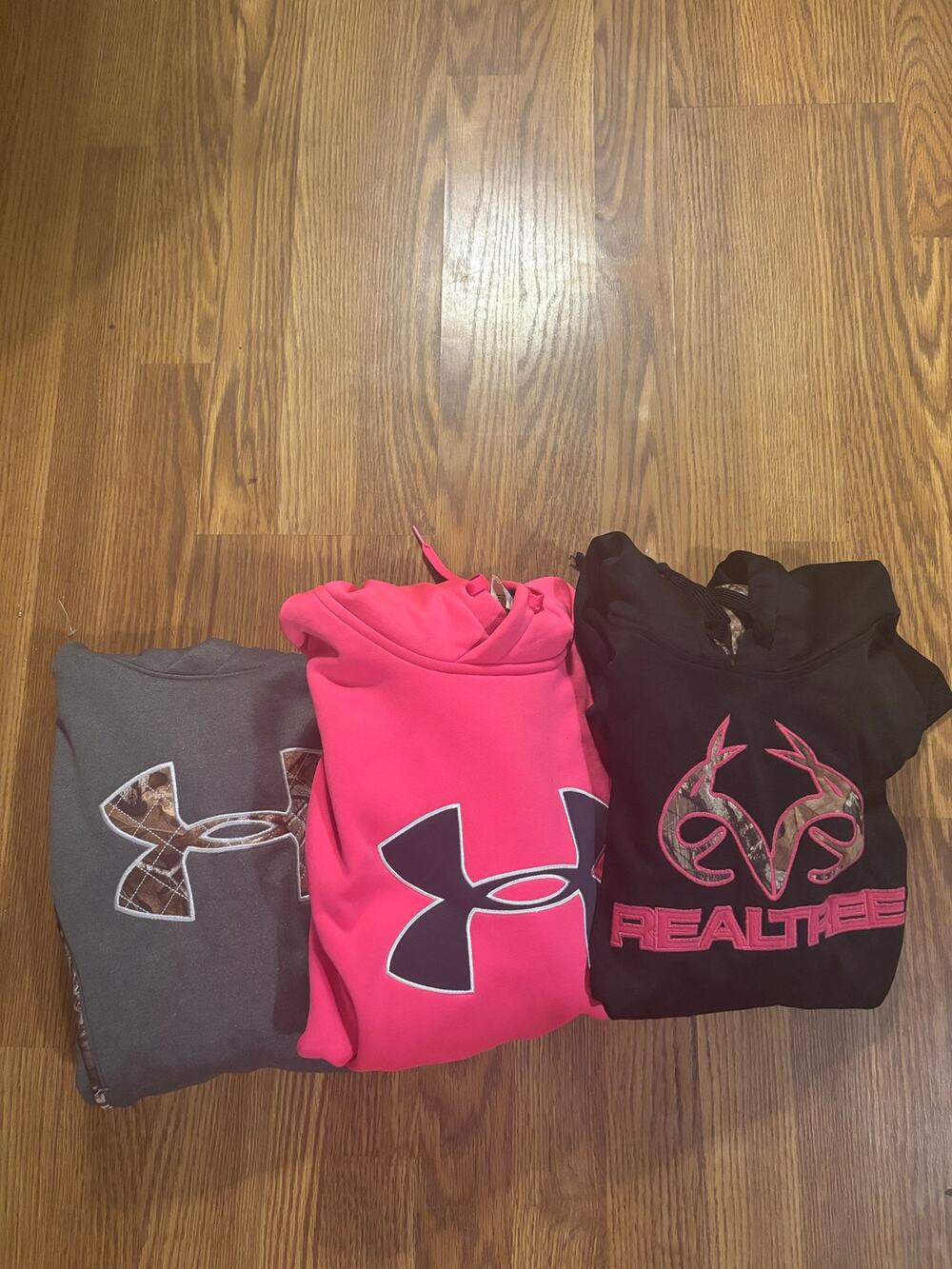 Bundle of Under Armour/ Real Tree Pink/ Black/ Gray/ Camouflage Sweatshirts